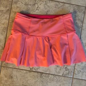 Lululemon tennis skirt Size 4